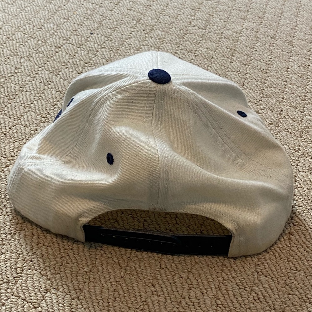 Obey Hat - Picture 3 of 4